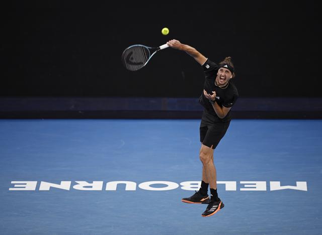 （體育）網球——澳網：茲韋列夫晉級男單第四輪 - 