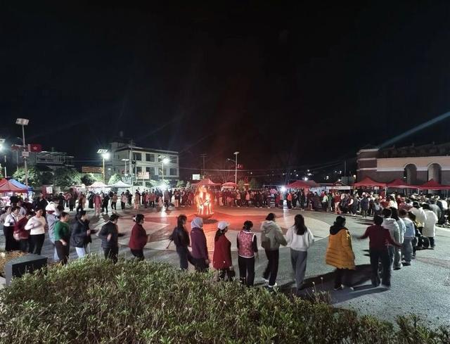 網絡中國節·春節 | 尋甸柯渡：紅色文旅融民俗 馬年新春年味濃 - 