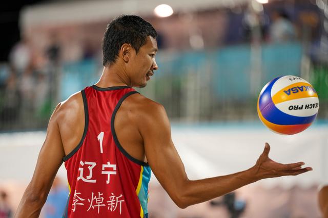 全運會丨沙灘排球——男子決賽：江蘇隊組合吳佳欣/周朝威奪冠 - 