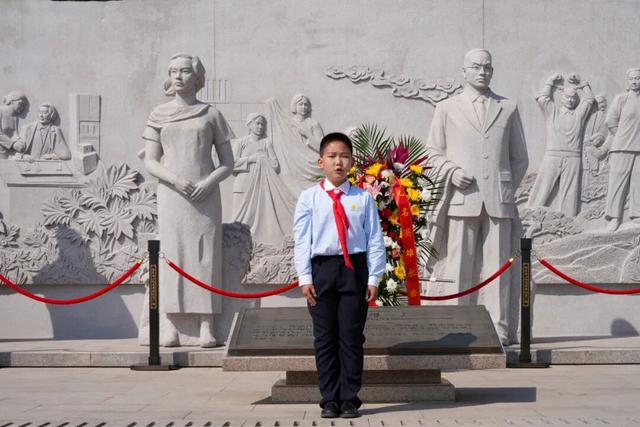 紅領巾與英烈對話：一場跨越時空的青春接力 - 