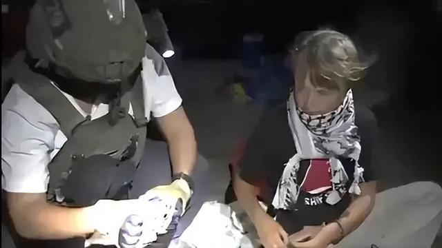 58艘船試圖向加沙運人道物資，遭以軍攔截，數十人被扣40小時，遭虐待毆打！以軍此前多次攔截扣押救助加沙船隻，瑞典“環保少女”曾被扣押 - 