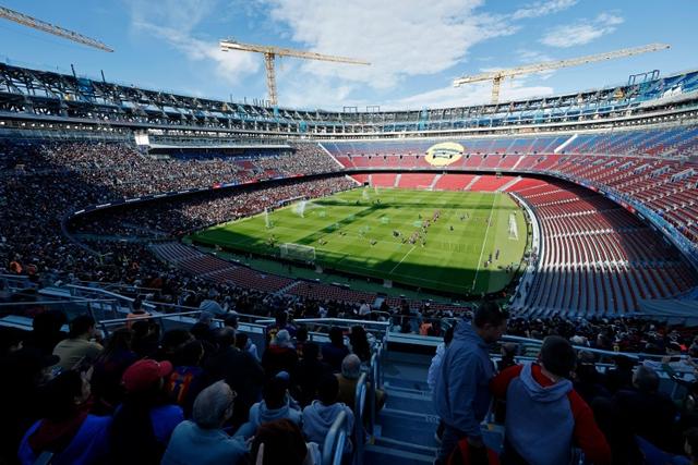 拉波爾塔對諾坎普改造進度不滿：本該已獲得許可證，將很快會拿到