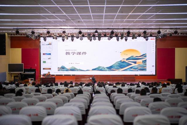 高中化學+小學數學“AI融合課”亮相晴隆！200餘教育人共探數字化轉型路徑 - 