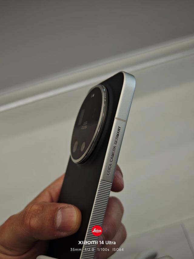 小米17 Ultra徠卡版海外真機曝光：官方命名LEITZPHONE+外觀煥新 - 