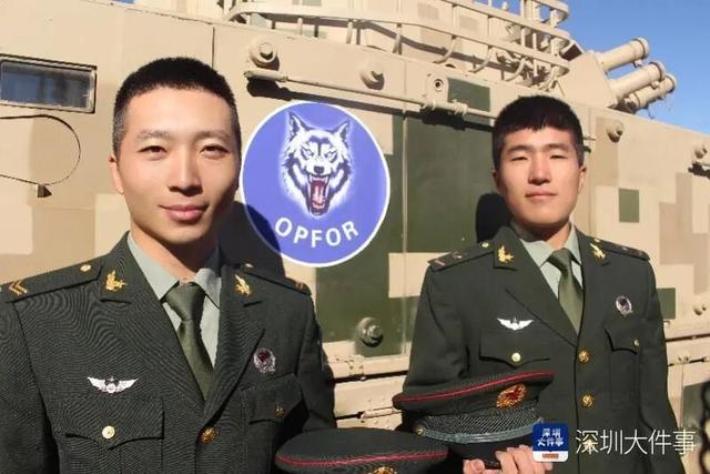 “00後”畢業生賣拖鞋年入350萬？網友：還招人嗎？ - 