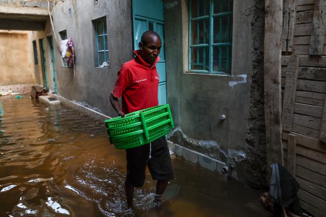 （外代二線）肯尼亞：撤離家園