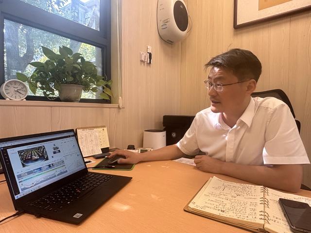 世界數字教育大會 | 華師附小校長：AI應用極大改變教學，倡導教師主導，AI輔助 - 天天要聞