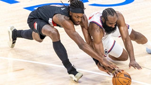 陣容豪華戰績倒數，快船隊內正上演“甄嬛傳”？ - 