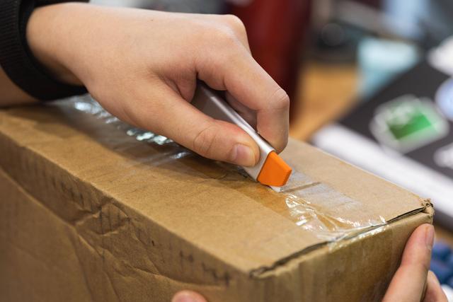 別再把快遞箱囤在家裡了，出現這些不適可能是甲醛超標 - 