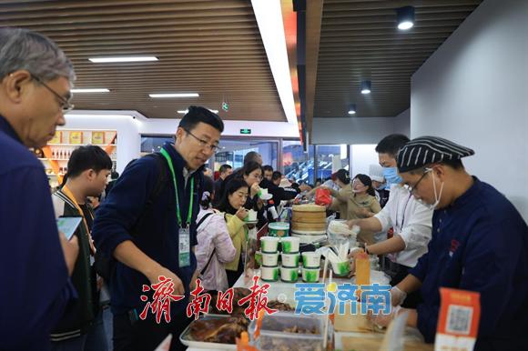 免稅新政“逾月”觀察：從一塊阿膠糕的“遠洋敘事”說起 - 