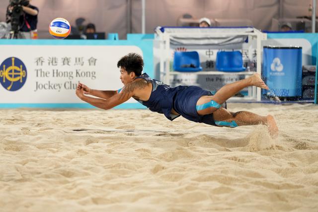 全運會丨沙灘排球——男子決賽：江蘇隊組合吳佳欣/周朝威奪冠 - 