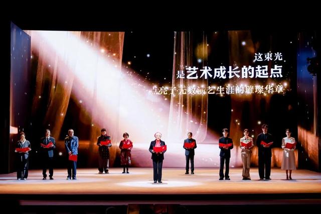 今天這裡“群星璀璨”！閔行這所高校迎來80周年華誕 - 