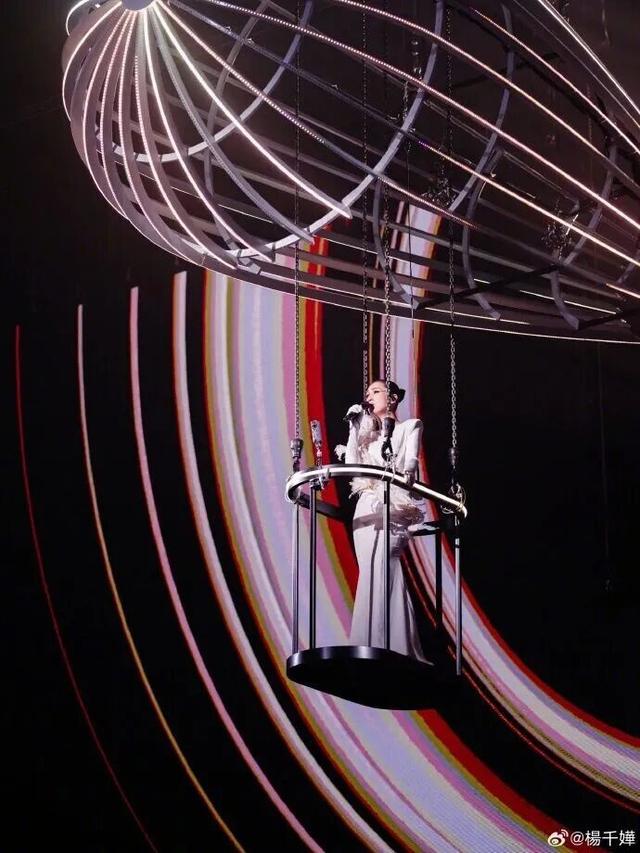 這陣容真的頂！成都演唱會太火了 - 