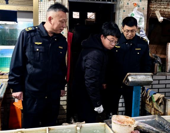 保康縣市場監管局 查隱患護民生 強計量守公平 - 