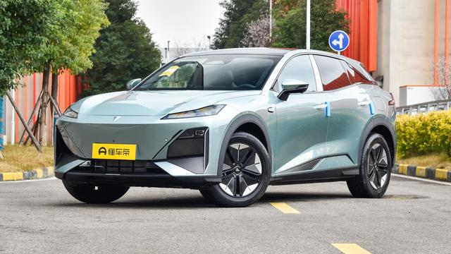 17万预算买中型SUV，深蓝S07与小鹏G6，谁更胜一筹？