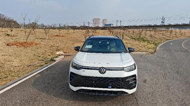 全新探岳L：全面升级，重塑驾驶新体验