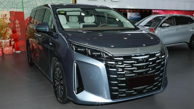 硬刚比亚迪夏？综合续航1300km  百公里油耗5.27L  这款MPV仅2