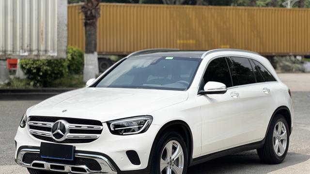 2020款奔驰GLC260，21万圆你三叉星梦，家用舒适之选