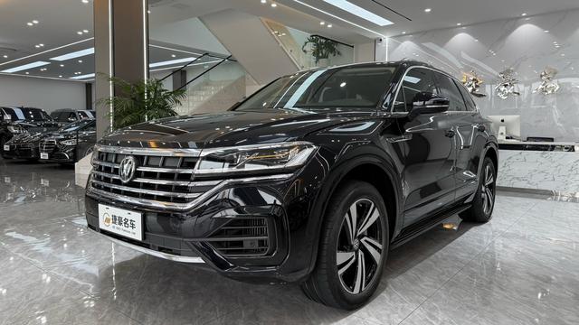 32.8万体验德系大五座，2019款大众途锐，空间舒适操控稳健
