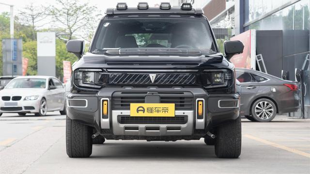 20万左右买越野SUV，选深蓝G318四驱秘境版还是比亚迪唐L DM？