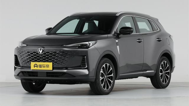 优惠后7.99万元起，综合续航1215km，长安CS55 PLUS PHEV