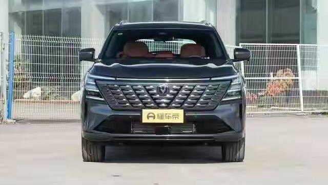 长安放大招了！插混SUV惠后售7.99万起，油耗1.31L续航1215km真