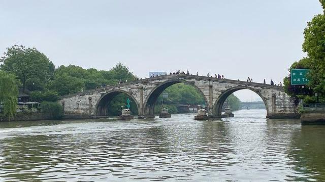 在杭州有个千年景区，10公里景点全免票，却被游客忽略了很久。

它就是京杭大