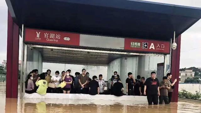 广州遭受暴雨侵袭 广汽本田工厂及城区多品牌4S店新车受损