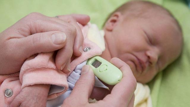 这个月份宝宝免疫力最低，很容易发烧，很多宝妈还不知道