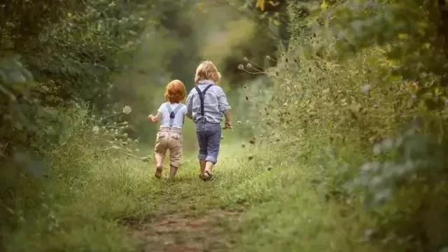 这4类孩子看似聪明，长大后往往讨人嫌，很多家长却没有意识到