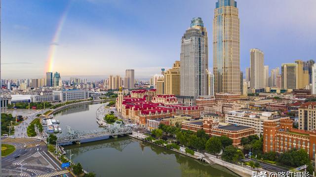 中国颜值最高的8座城市，媲美世界一线城市，当地人太幸福了