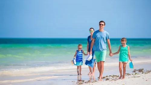 离婚时孩子才两岁半，后妈带孩子带得很好，孩子也和后妈亲，时间长了孩子会不会忘