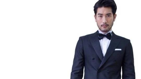 GG .
你真优秀.
亲们请看看GG生前代言的品牌.
他的优秀无人能代替. 