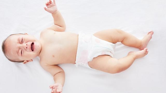 出生2天宝宝能抬头被疑肌张力高，怎么回事？肌张力高怎么判断