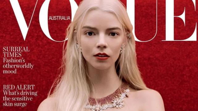 安雅·泰勒-乔伊澳版《VOGUE》封面大片，气质特别的精灵公主