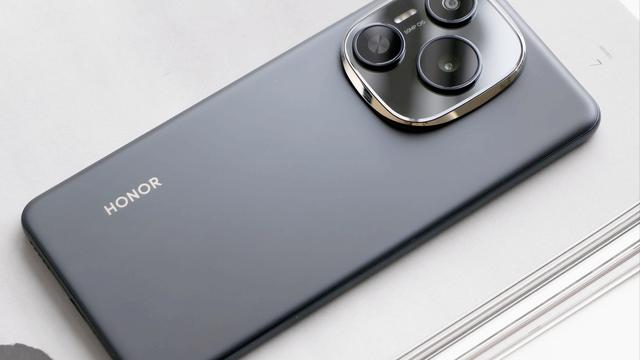 荣耀Power上手玩，这次电池直接来到了8000mAh