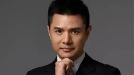 10年前毅然离开央视，选择孤身回乡创业，如今他过得是否如意？