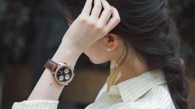 建议中年女人：手表别戴卡西欧、DW，换成4个中产品牌更有品位