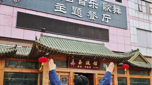 探秘朝鲜国营餐厅——平壤玉流馆北京分店
