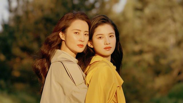 《独一无二》“地母系母女”张婧仪、蒋勤勤写真