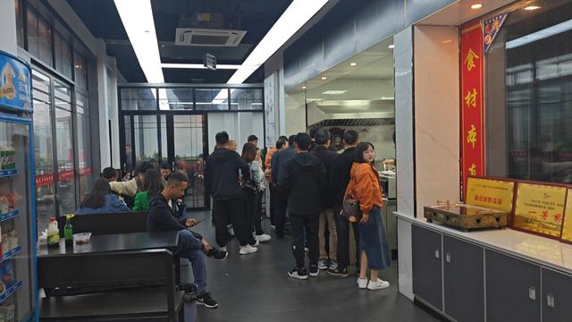 从一碗牛肉汤锅到全产业链 赵氏牛肉真的牛