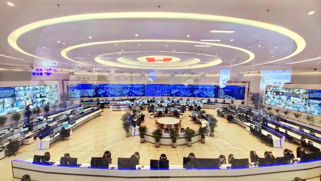 沿着海岸看中国｜日照：数智浪潮重构产业基因