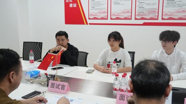 超能机器人推出“雏鹰计划”，寻找“AI机器人赛道的造梦者”