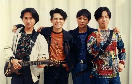 追梦人歌词，追梦人歌词是谁写的（《追梦人》——青春无悔不死）