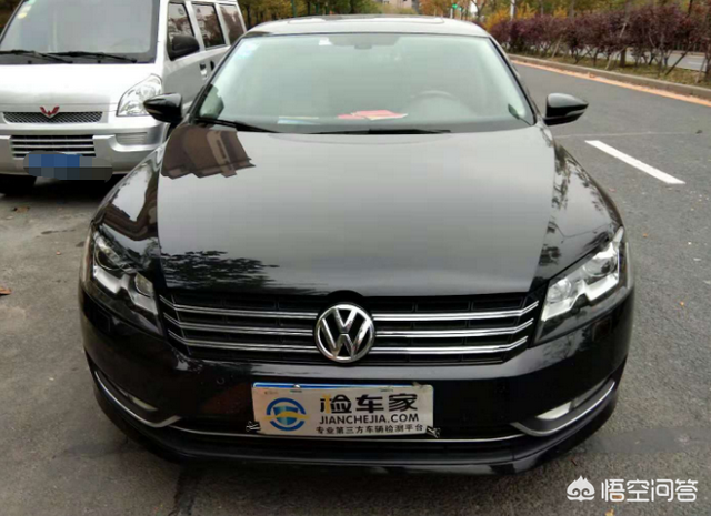 新帕萨特2012款，2012款帕萨特2.0御尊版配置参数（12/13款帕萨特怎么样）