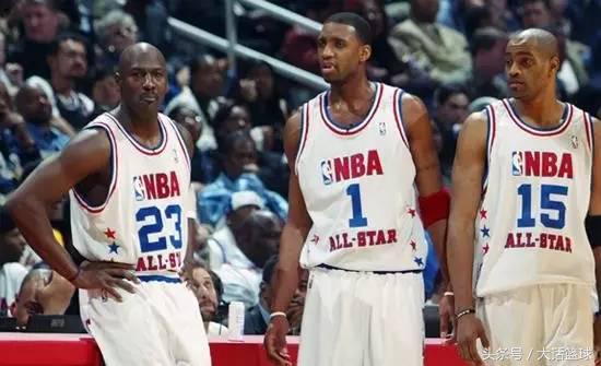 麦迪35秒后为什么废了，麦迪35秒后为什么废了呢（姚明最佳搭档35秒13分感动上苍）