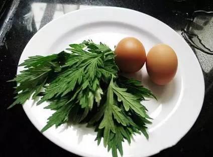 艾草生姜煮水洗头发正确方法，用艾草煮水洗头后....简直惊呆了（一位诸暨的母亲用艾叶煮水）