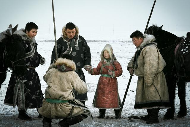 印第安人有多少个民族，印第安人是一个民族吗（莫非是成吉思汗打到美洲留下的）