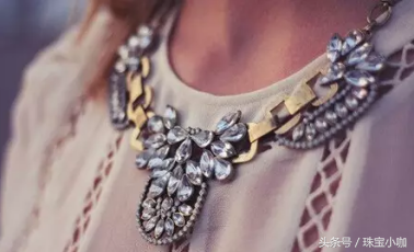 银饰的功能和作用，银的特殊功能用途（银饰品的六大作用）