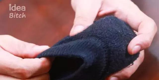 袜子怎么折叠 如何收纳袜子 叠袜子的方法，袜子怎么折叠（教你怎么正确折袜子！）